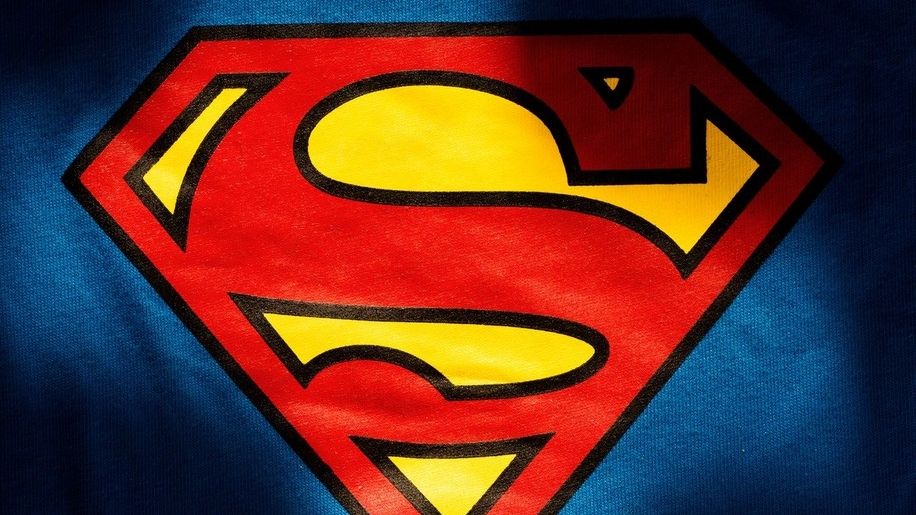 Syn Supermana je bisexuál, odtajnilo nakladatelství